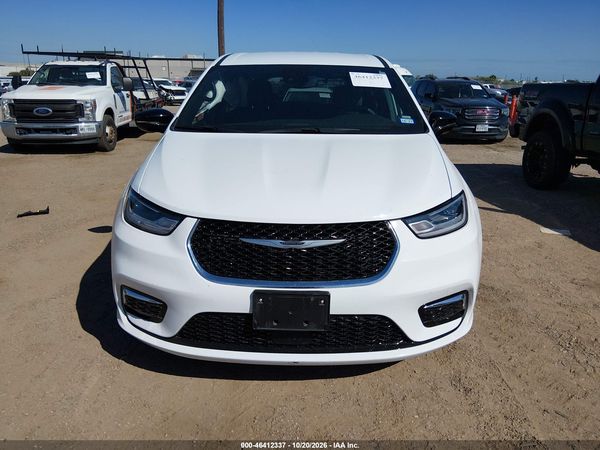 2026 CHRYSLER PACIFICA SELECT — I115