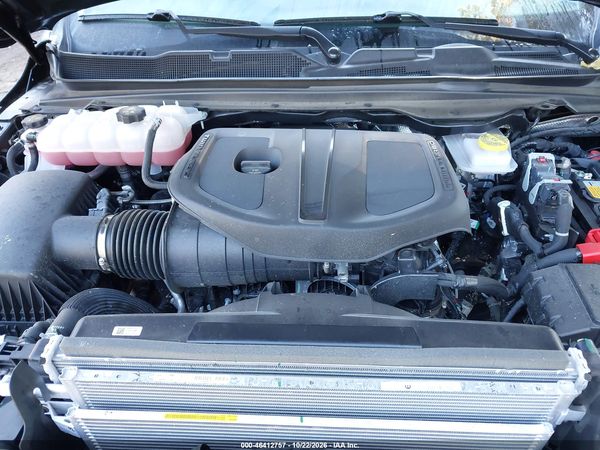 2027 RAM 1500 Laramie — I10