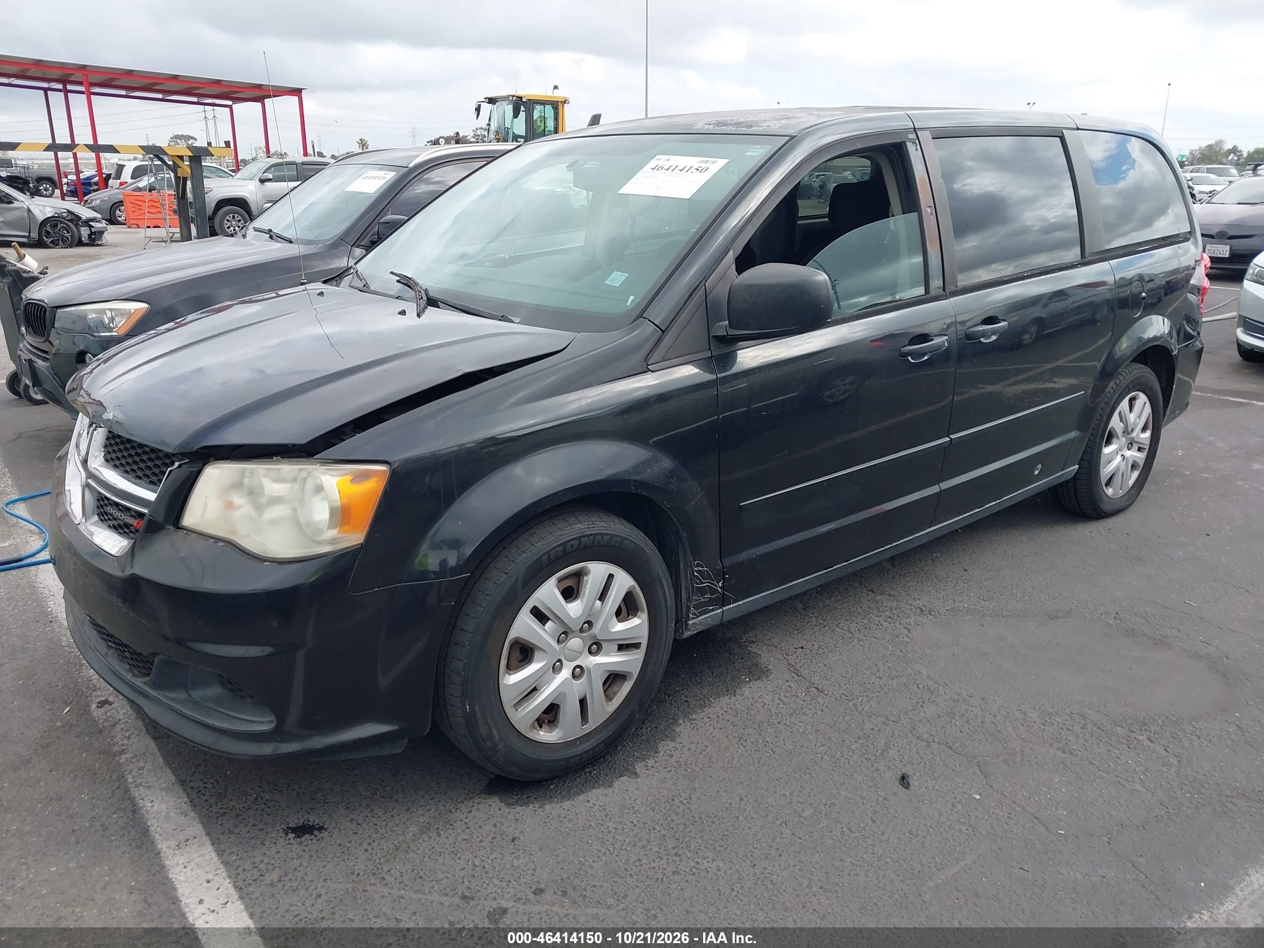 2013 DODGE GRAND CARAVAN SE — I2