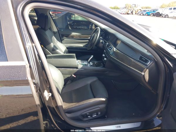2013 BMW 740I — I5