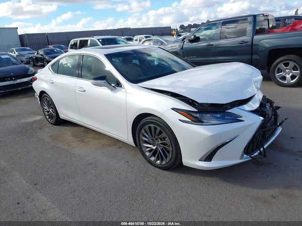 2024 LEXUS ES 300H LUXURY — I1