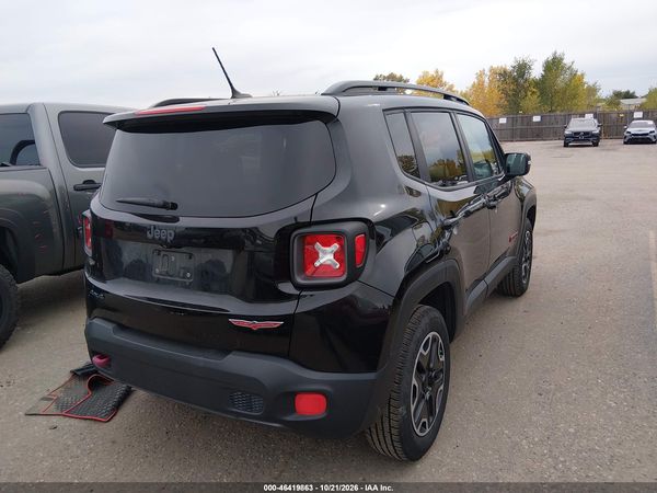 2017 JEEP RENEGADE TRAILHAWK 4X4 — I4