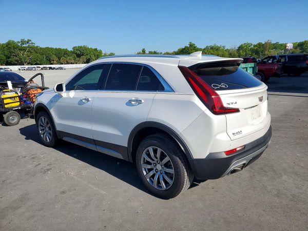 2020 CADILLAC XT4 Premium Luxury