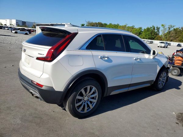 2020 CADILLAC XT4 Premium Luxury