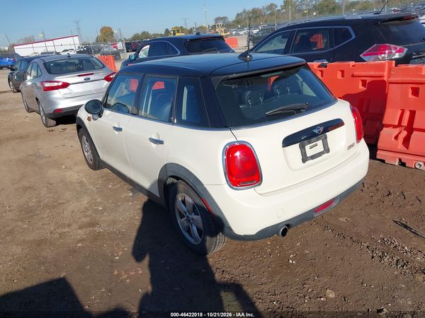 2016 MINI HARDTOP COOPER — I3