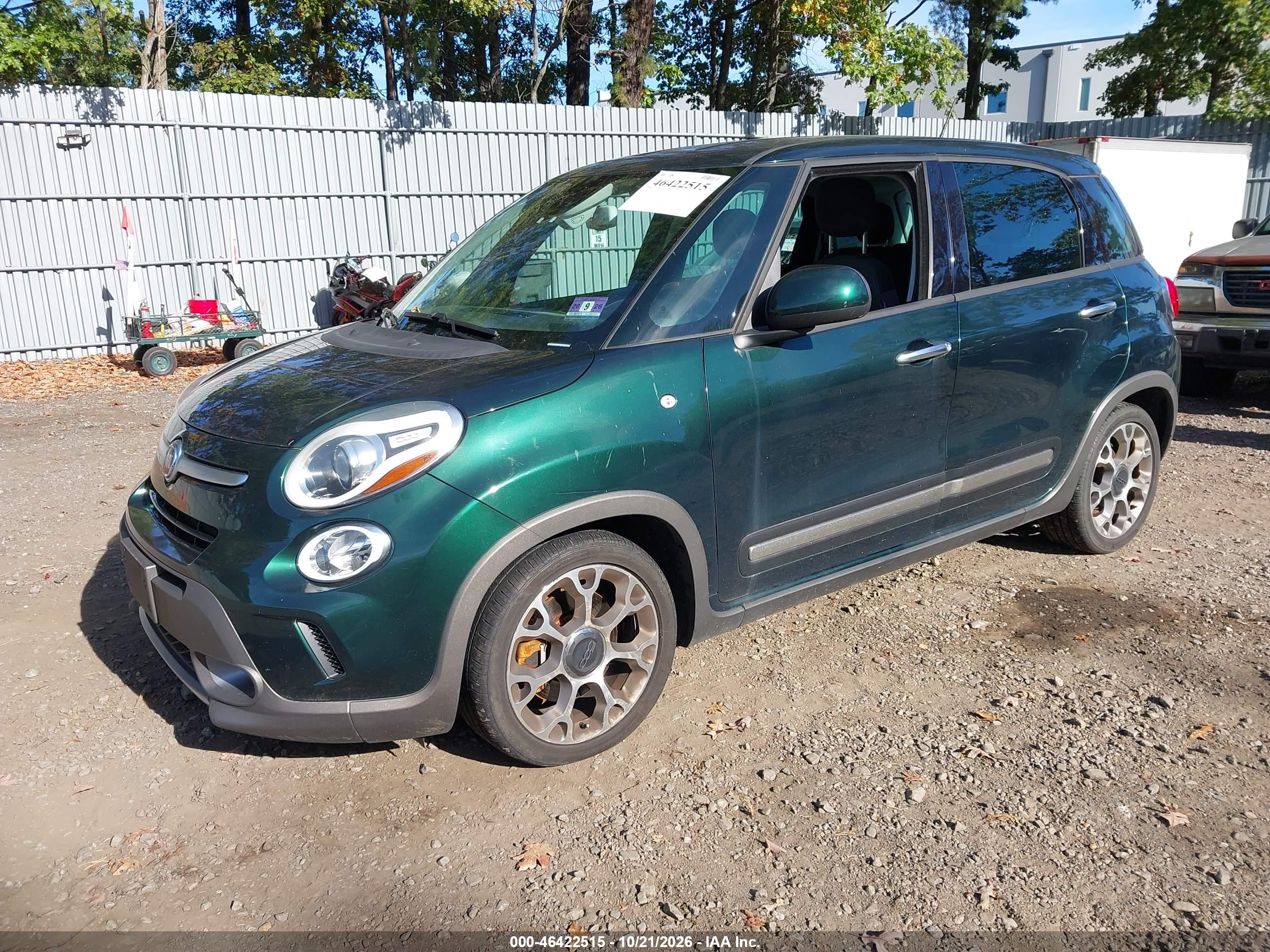 2014 FIAT 500L TREKKING — I2