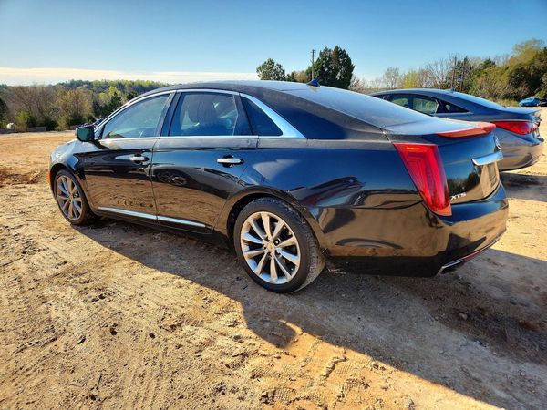 2013 CADILLAC XTS Luxury