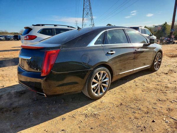 2013 CADILLAC XTS Luxury