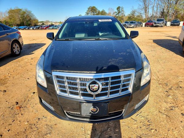 2013 CADILLAC XTS Luxury