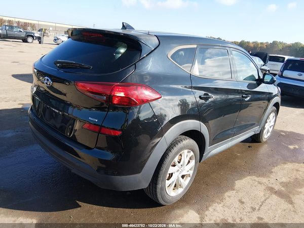 2021 HYUNDAI TUCSON SE — I4