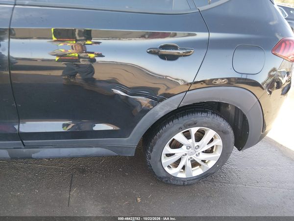 2021 HYUNDAI TUCSON SE — I6