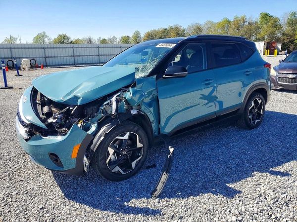 2026 KIA SELTOS S — Front 3/4