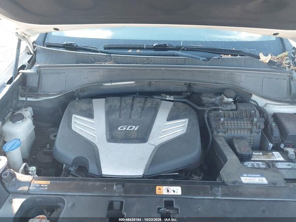 2017 HYUNDAI SANTA FE SE — I10