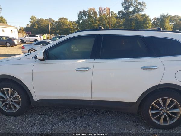 2017 HYUNDAI SANTA FE SE — I117