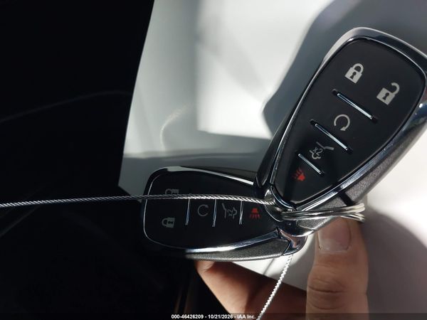 2019 CHEVROLET EQUINOX LT — I11
