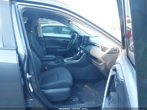 2019 TOYOTA RAV4 LE — I5