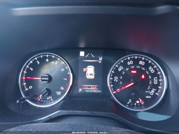 2019 TOYOTA RAV4 LE — I7