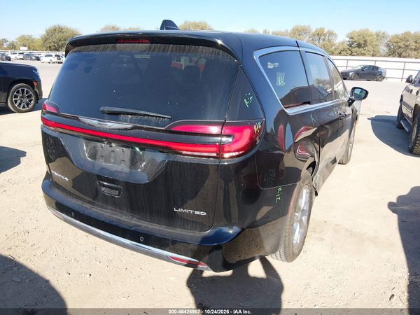 2026 CHRYSLER PACIFICA LIMITED — I4
