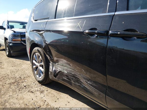 2026 CHRYSLER PACIFICA LIMITED — I152