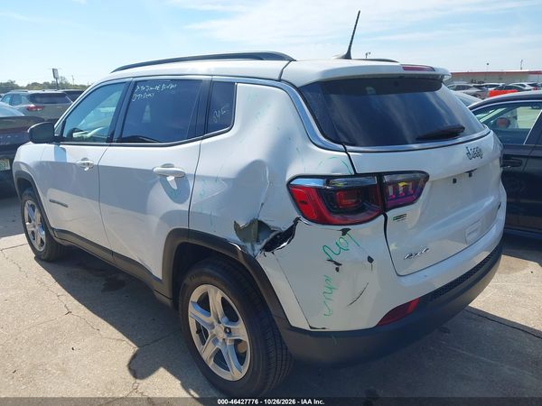 2024 JEEP COMPASS LATITUDE 4X4 — I3
