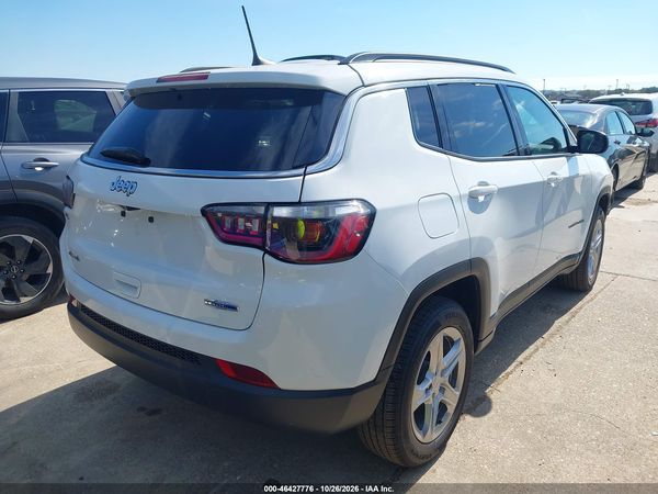 2024 JEEP COMPASS LATITUDE 4X4 — I4