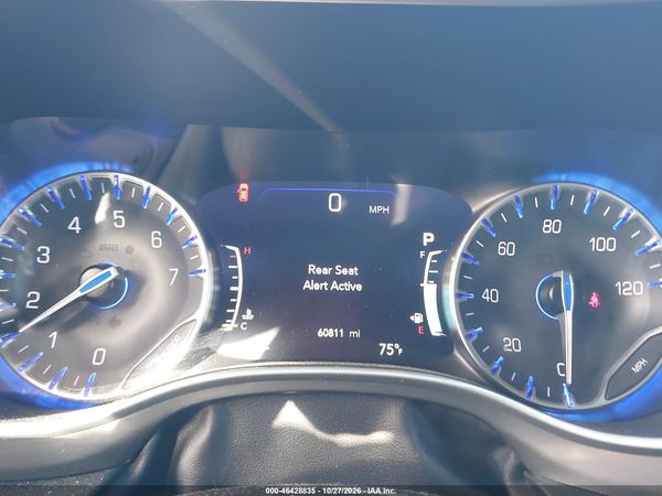 2025 CHRYSLER PACIFICA SELECT — I7