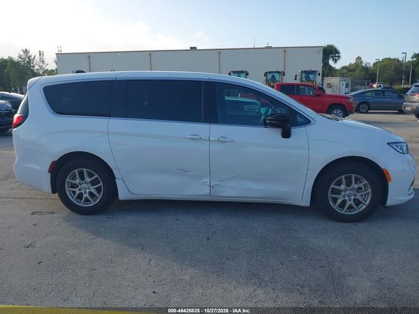 2025 CHRYSLER PACIFICA SELECT — I116