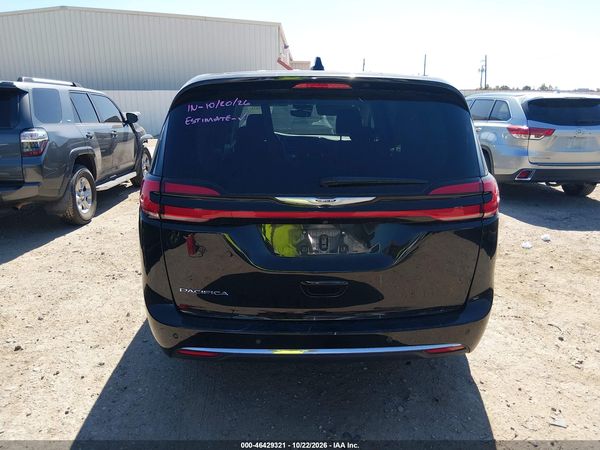 2024 CHRYSLER PACIFICA TOURING L — I119