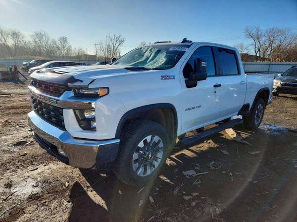 2021 CHEVROLET SILVERADO LT
