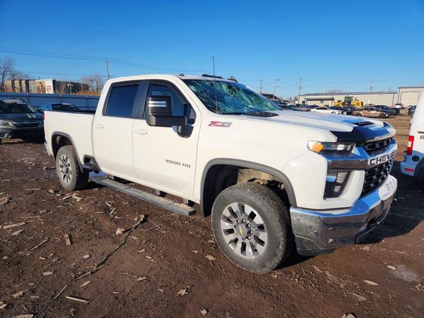 2021 CHEVROLET SILVERADO LT