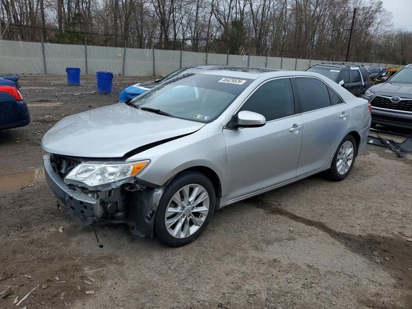 2012 TOYOTA CAMRY SOLA Hybrid