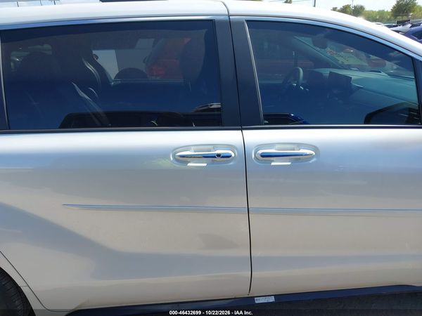 2026 TOYOTA SIENNA PLATINUM — I116