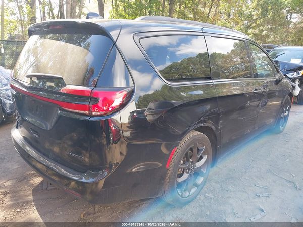 2026 CHRYSLER PACIFICA LIMITED — I4