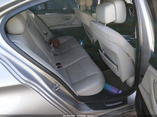 2012 BMW 528 I — I8