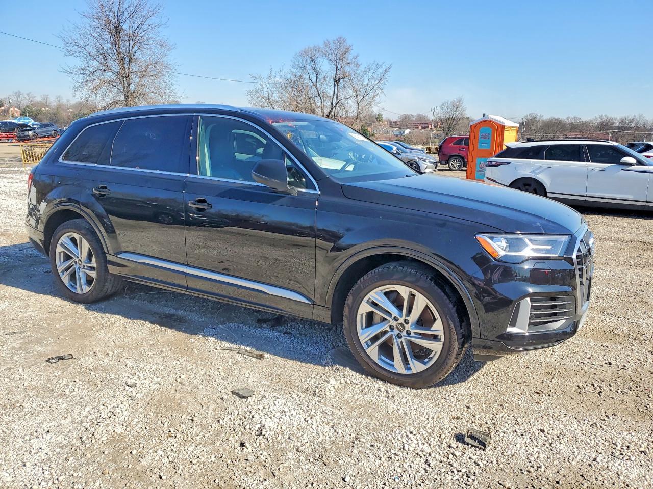 2023 AUDI Q7 quattro Premium Plus