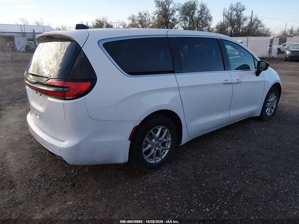 2025 CHRYSLER PACIFICA SELECT — I4