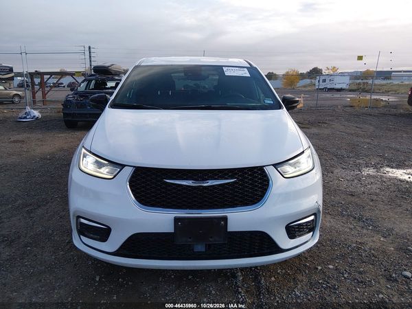 2025 CHRYSLER PACIFICA SELECT — I115