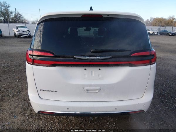 2025 CHRYSLER PACIFICA SELECT — I119