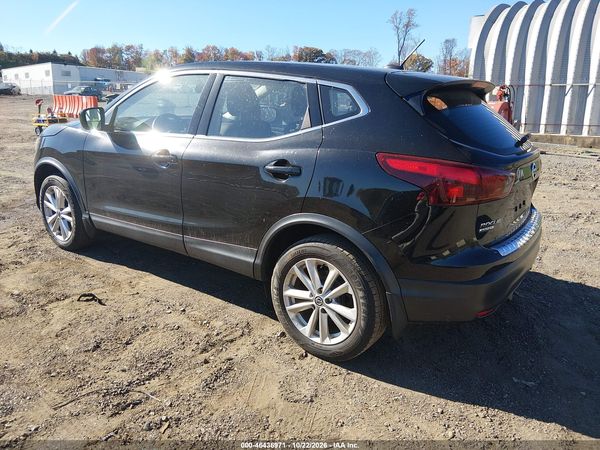 2019 NISSAN ROGUE SPORT S — I3