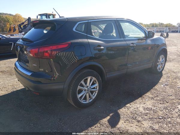 2019 NISSAN ROGUE SPORT S — I4