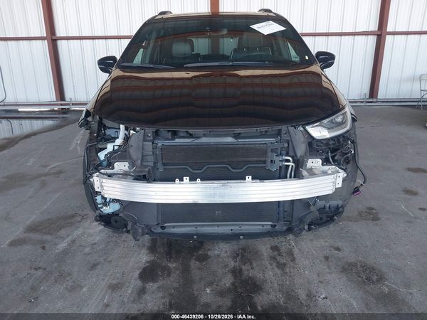 2025 CHRYSLER PACIFICA LIMITED — I6