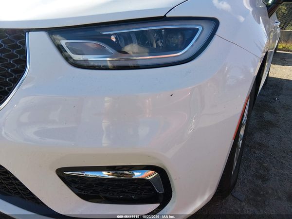 2024 CHRYSLER PACIFICA TOURING L — I6