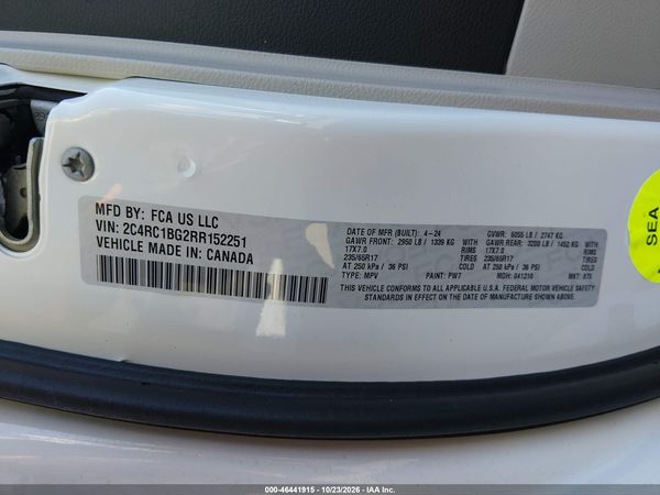 2024 CHRYSLER PACIFICA TOURING L — I9