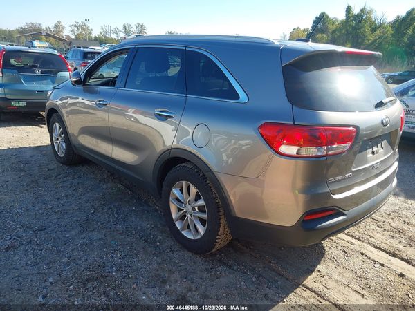 2017 KIA SORENTO 2.4L LX — I3