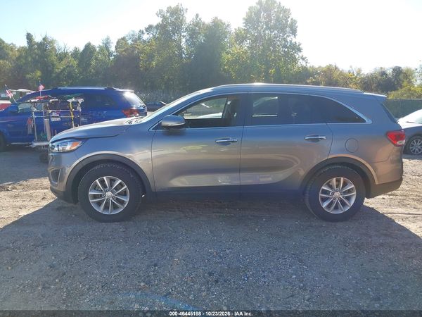 2017 KIA SORENTO 2.4L LX — I117