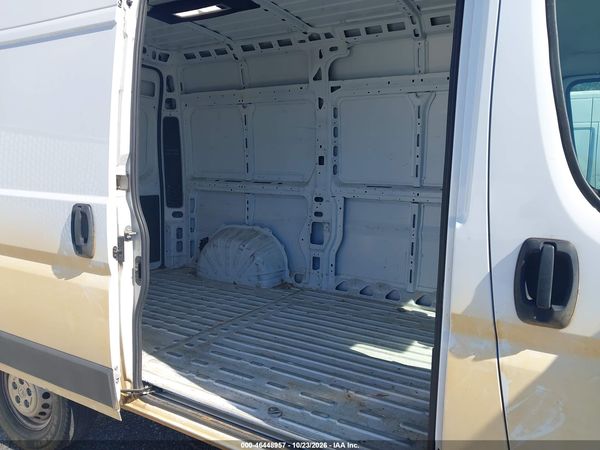 2025 RAM PROMASTER 2500 — I8