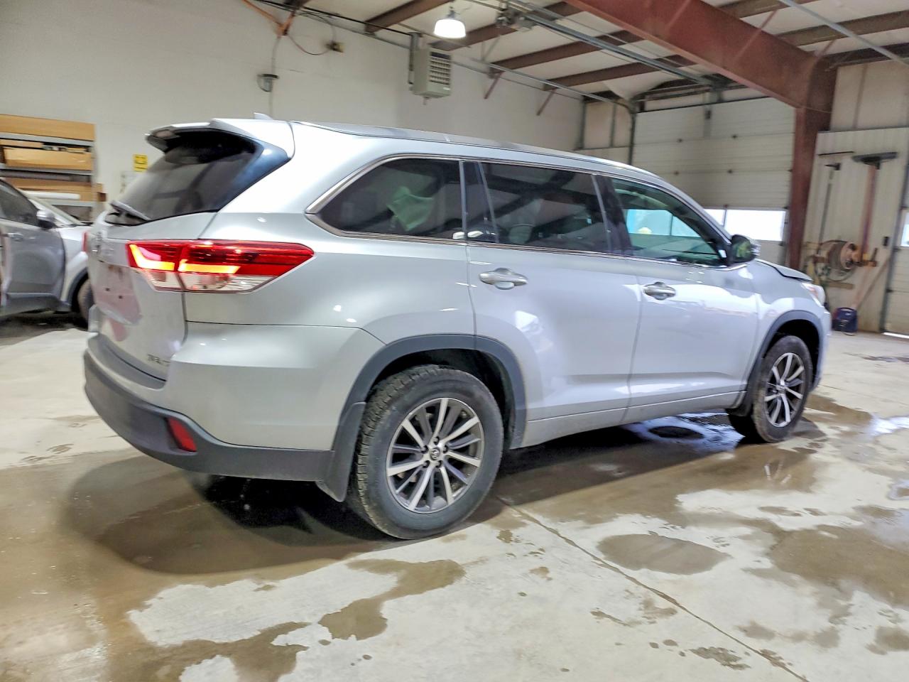 2018 TOYOTA HIGHLANDER SE/XLE