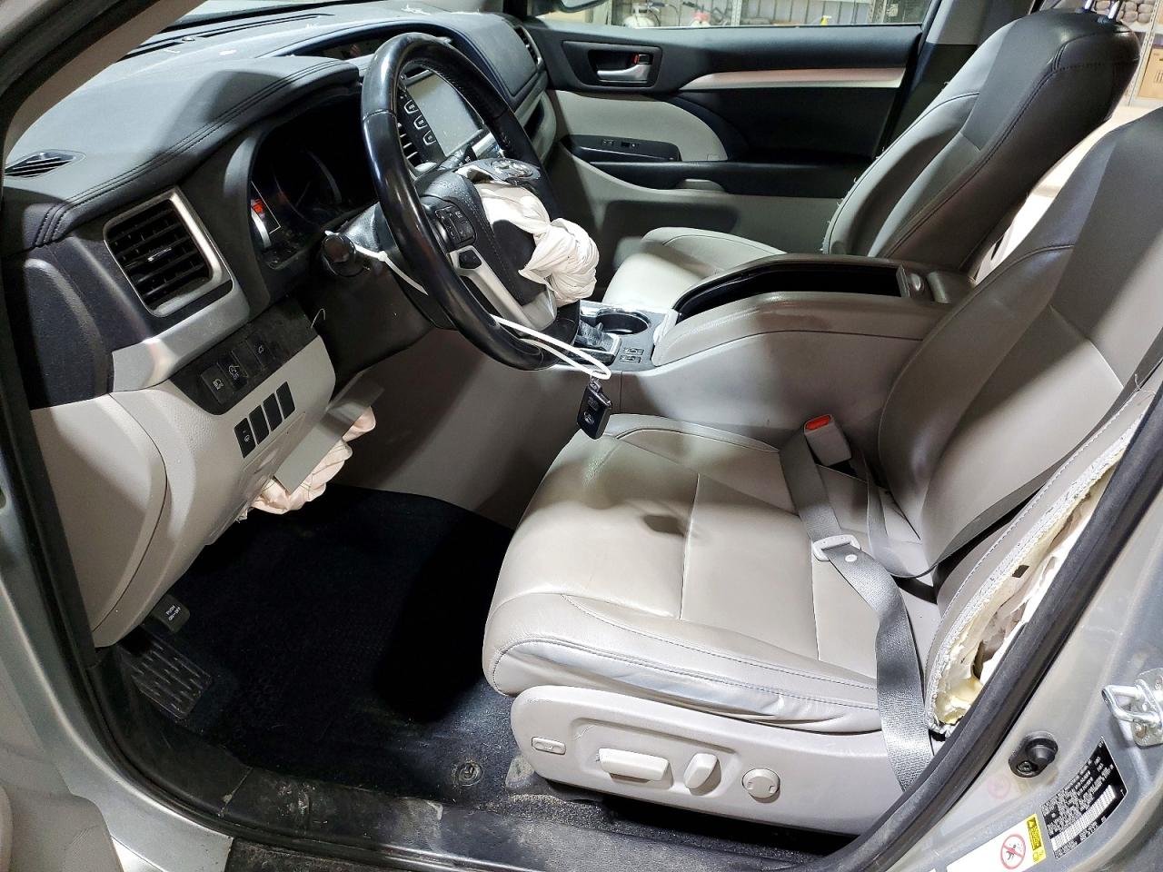 2018 TOYOTA HIGHLANDER SE/XLE