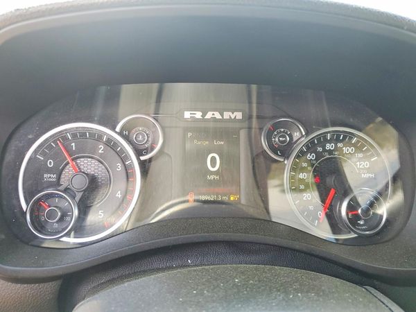 2024 RAM 3500 CREW CAB CHASSIS 4X4
