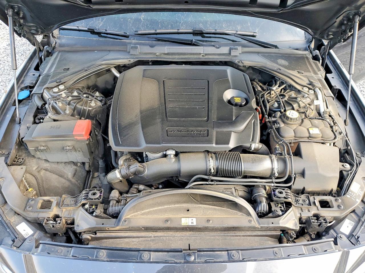 2023 JAGUAR XF SE